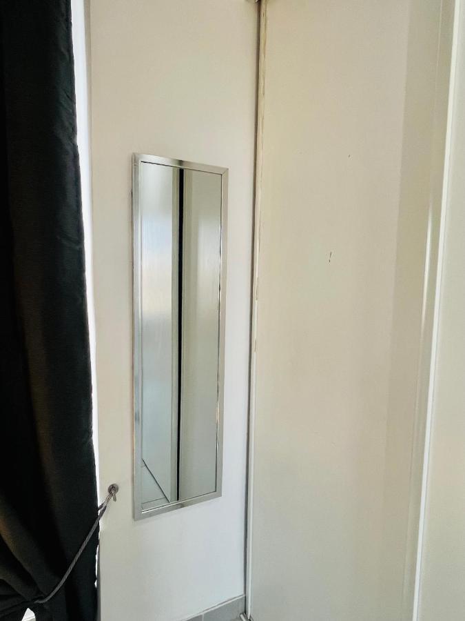 Superbe Duplex Design Neuf 2 Chambres, Climatise Tout Confort, Facile D,Acces Stationnement Gratuit Marseille Eksteriør billede