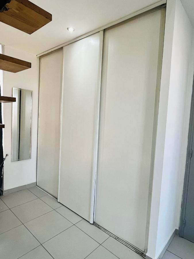 Superbe Duplex Design Neuf 2 Chambres, Climatise Tout Confort, Facile D,Acces Stationnement Gratuit Marseille Eksteriør billede